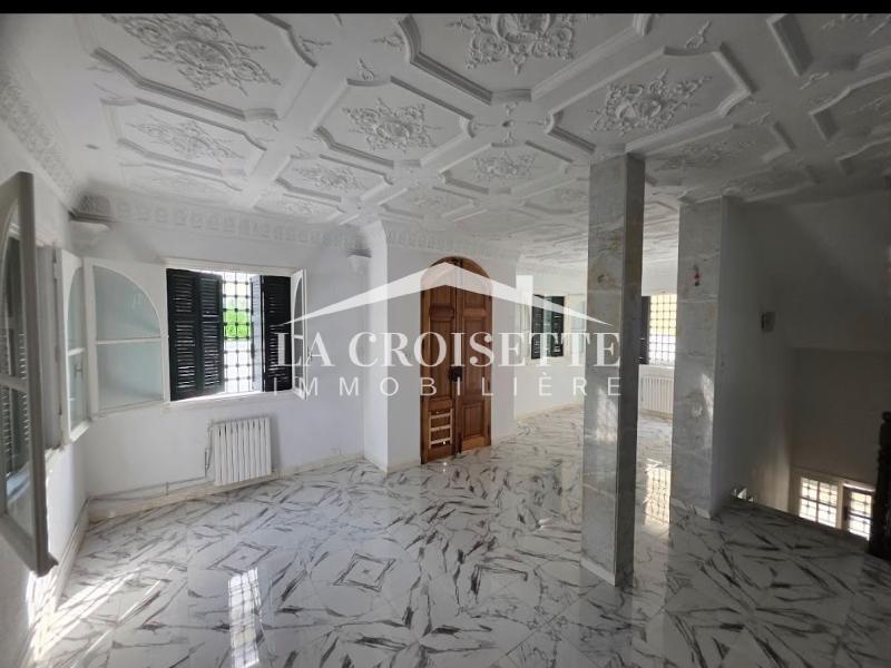 Villa S+4 avec jardin à La Marsa